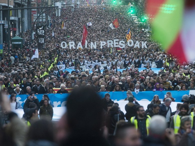 Manifestacion en genièr passat a Bilbao per sosténer los dreches dels presonièrs bascos ​​​​​​​