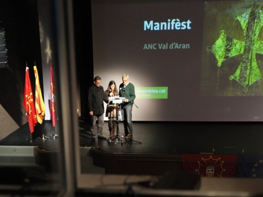 Presentacion de l'ANC Val d'Aran a Vielha, lo 28 de decembre 2013