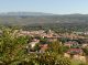 De toristas en Provença se planhon del cant de las cigalas