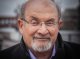 La santat de Salman Rushdie se melhora
