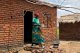 Una revolucion per ajudar los paures en Africa: d’argent liquid sens condicions