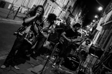 Eyes Of Simurgh cantan en occitan a Tolosa per la fèsta de la musica 2017