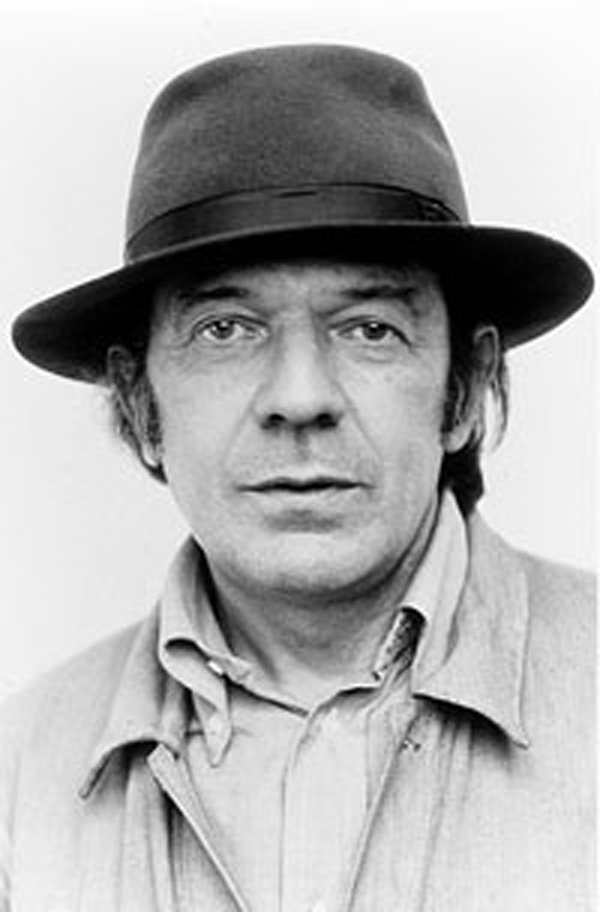 Gilles Deleuze e son famós capèl