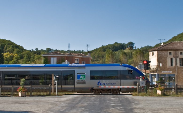 Lo filh es vengut me veire e lo tren regional èra a l’ora