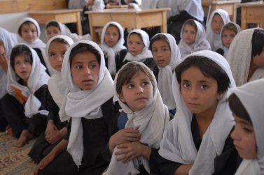 Afganistan: environ 80 escolanas empoisonadas