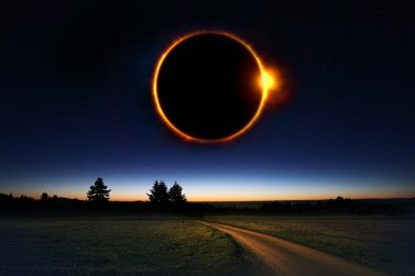 “Eclipsat” es la responsa a l’EnigmÒc d’aquesta setmana