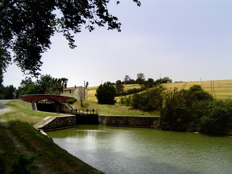 Lo canal del Miègjorn