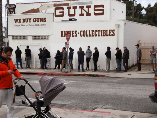 De coas a una botiga d’armas a Culver City (Califòrnia)