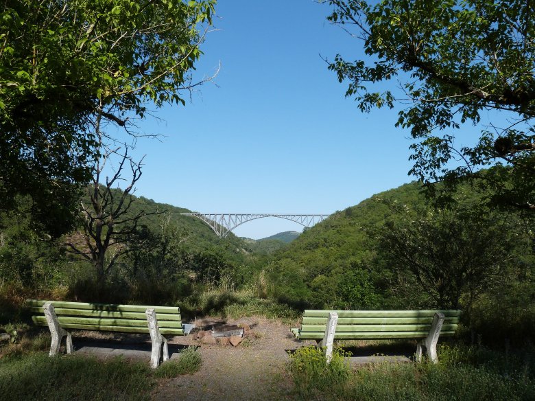 Lo viaducte de Viaur a Tauriac de Naucèla