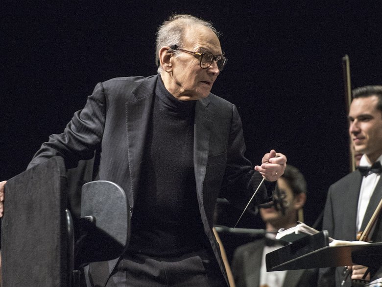 Lo compositor italian Ennio Morricone nos a quitats a 91 ans en daissant una granda òbra, dont mai de cinc cents musicas de filmes