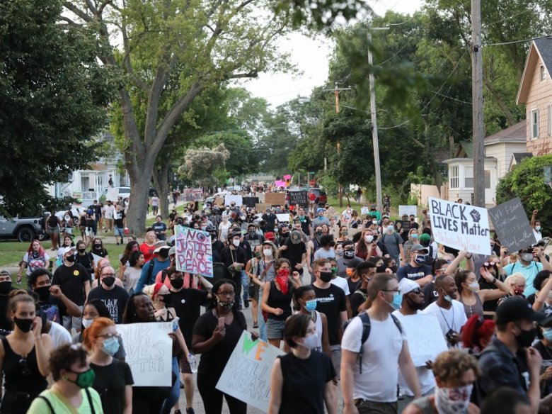 Manifestacion a Kenosha (Wisconsin)