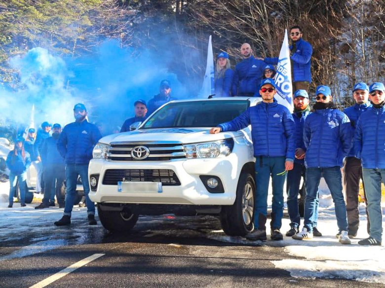 Un trentenat de joves d’ultradrecha patrolhavan la setmana passada sus la frontièra entre Comenge e Aran, pel còl de Portilhon e al plan d’Arrem en susvelhar que d’immigrants intrèsson pas dins lo territòri francés