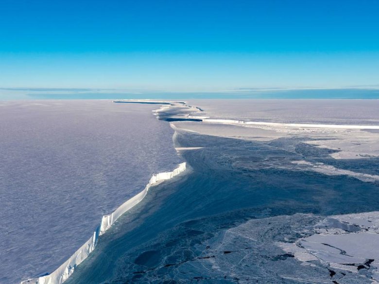 Al començament de març passat se destaquèt del meteis glacièr l’icebèrg A-74