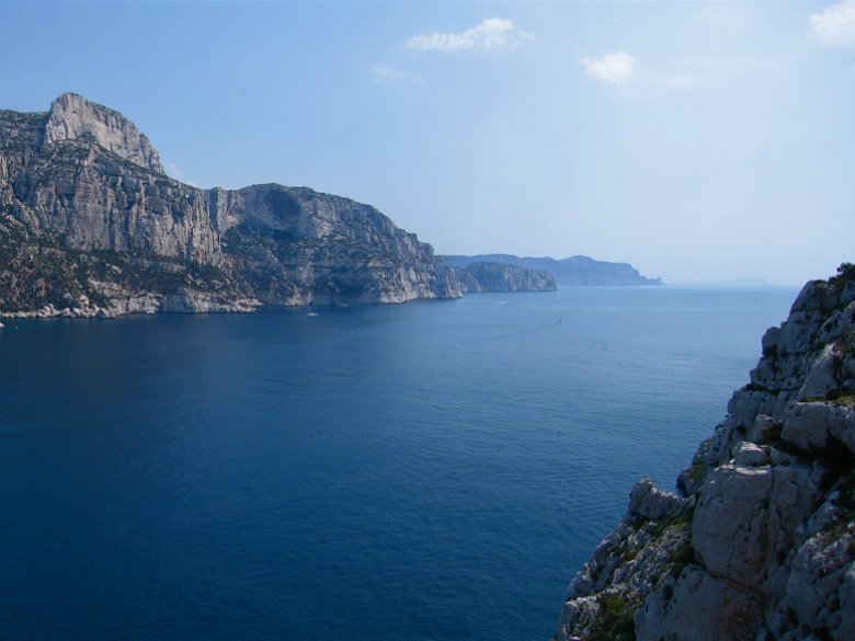 Calanca de Morgion, al fons lo bèc de l'agla