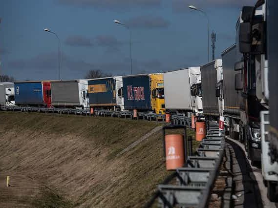De camions sus la frontièra d'Ucraïna e Polonha