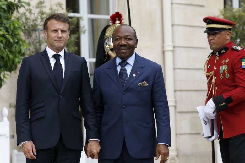 La casuda del president Ali Bongo a Gabon a marcat un ponch d’inflexion