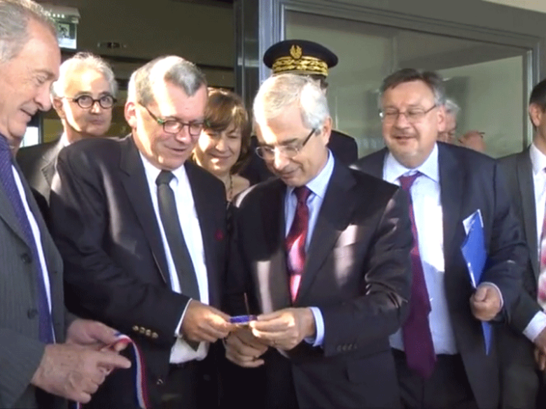 Lo president de l’Assemblada Nacionala, Claude Bartolone, èra de passatge a Carcassona per inaugurar un ostal de retirada   