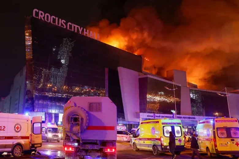 Environ una centena de mòrts dins un atemptat terrorista près de Moscòu