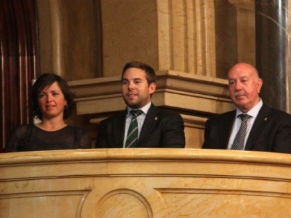 Siguec convidada ath Plen ua delegacion deth govèrn d'Aran, formada peth Sindic d'Aran, Carlos Barrera; eth vicesindic, Luis Carlos Medina; e era conselhèra de Torisme, comèrç e consum, Anna Díaz