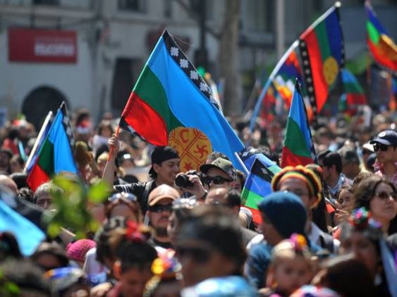 Un instant de la manifestacion de Santiago