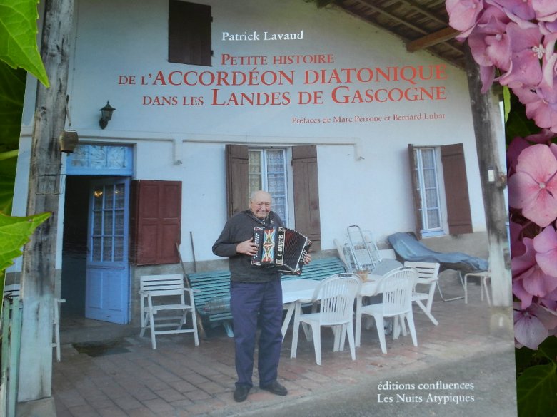 Lo Gérard Brustis, vadut a Sòra en 1927 e installat a Lucsèir dempuish pausa, en cobertura deu libe deu Patric La Vau