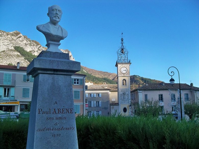 Monument de Pau Arena a Sisteron