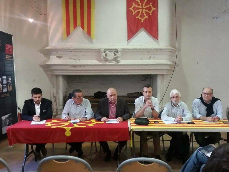 de representants del mitan politic e social, partisans del nom “Occitània” per la region, son arribats a un acòrdi amb los catalans, qu’èran partisans del nom “Occitània-País Catalan”