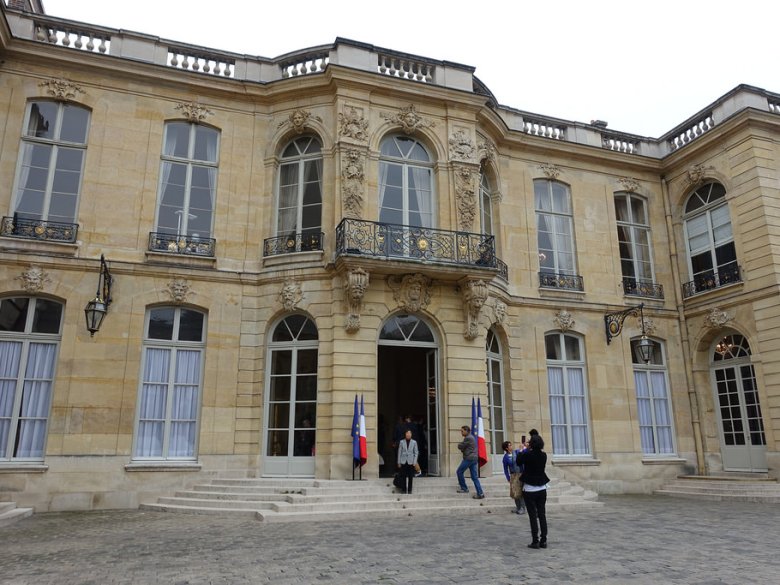 L'Ostal Matignon es la residéncia del primièr ministre francés