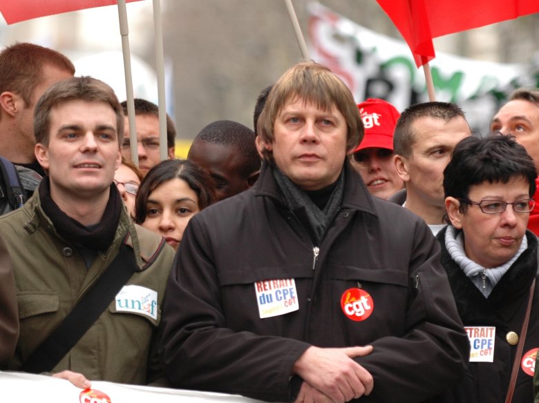 Bernard Thibault (al centre)