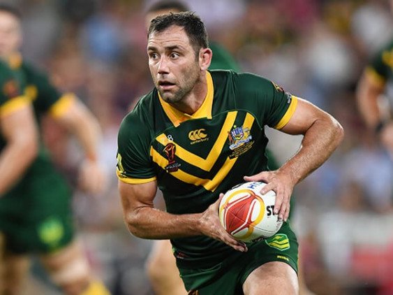 Lo talonaire-capitani dels australians Cameron Smith joslevèt lo trofèu mondial davant 40 000 espectators