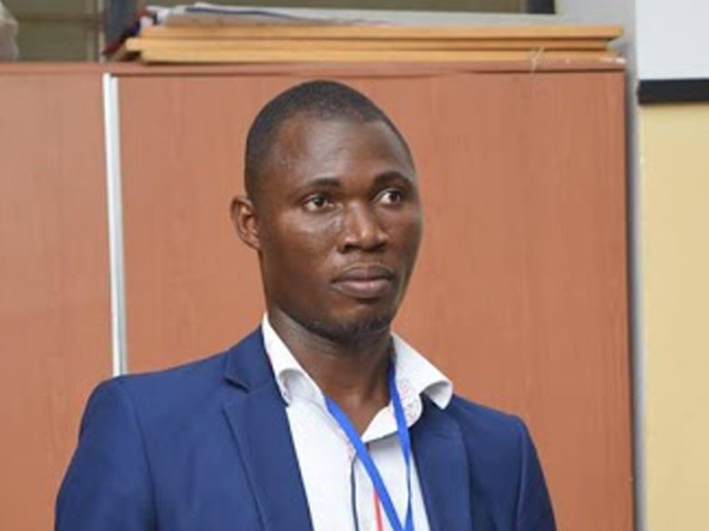 Lo Doctor Koffi Ganyo Agbefele es un cercaire de l’Universitat de Ghana qu’explica la complèxa situacion lingüistica que la patisson son país e Tògo.