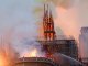Un incendi destrutz la catedrala de París