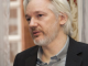 An condemnat Julian Assange a un an de preson per aver contravengut a las condicions de sa libertat condicionala