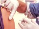 L’OMS demanda d’arrestar las vaccinacions après que seràn immunizats lo personal de la santat e las personas de risc
