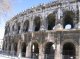 Las personas solas poiràn pas intrar a las Arenas de Nimes