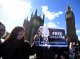 Londres: cadena umana a l’entorn del parlament britanic per la libertat d’Assange