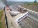Almens 77 mòrts en un desralhament de tren en Galícia